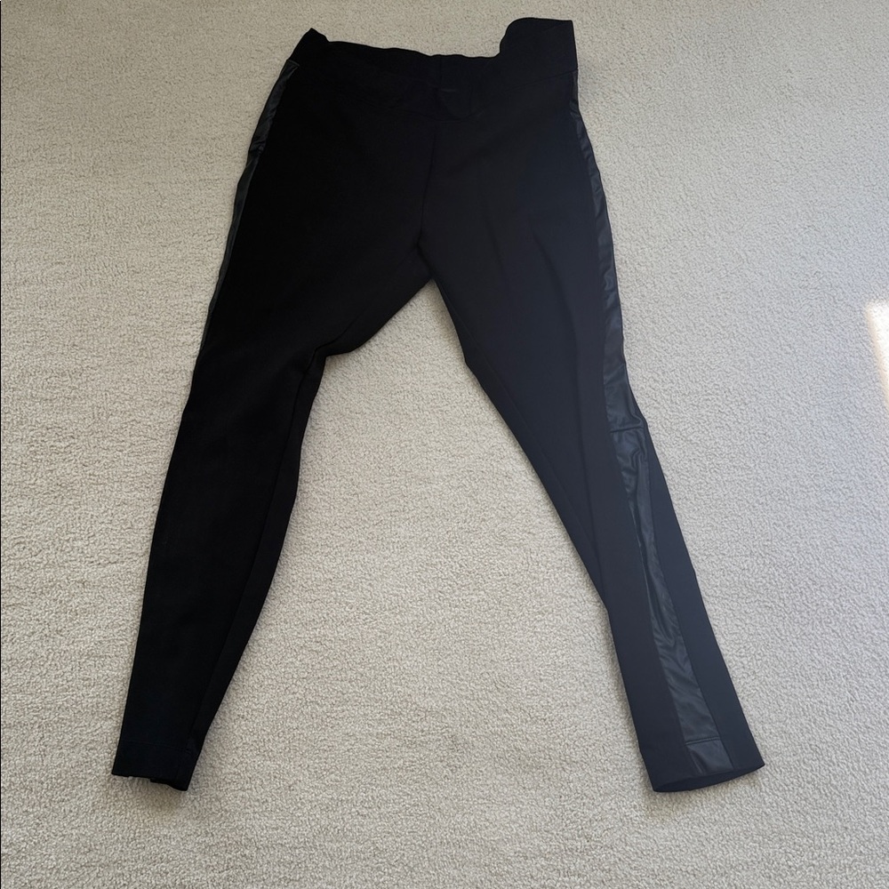 White House Black Market Black Leggings